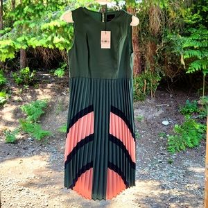 🔻Plains & Prints Beautiful Dress